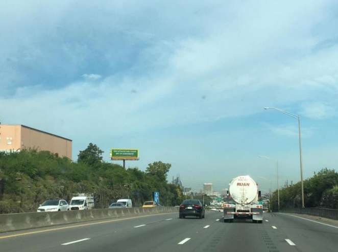 I-24/40 S/S .1 MILE E/O FESSLERS LANE EXIT 212 F/E Media