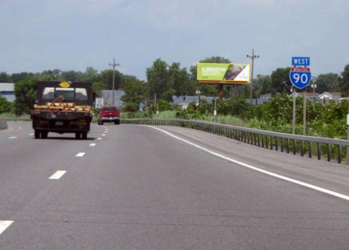 Location photo for Vatrano Rd near Town of Colonie - West Albany Pocket Park (Albany)