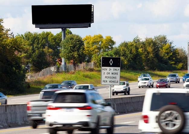 I-65 .30 mi N/O Cool Springs Blvd W/S F/S Media