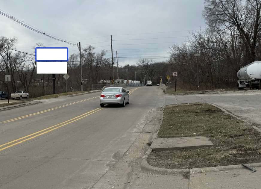 Clay St S/S, 730 ft E/O Isett Ave, E/F, Top Media