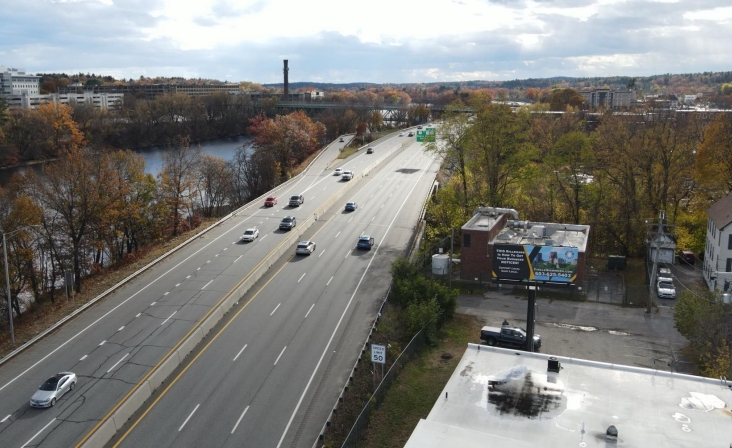 Sits right on the side of Interstate 293, with anyone headling south being able to see it. Media