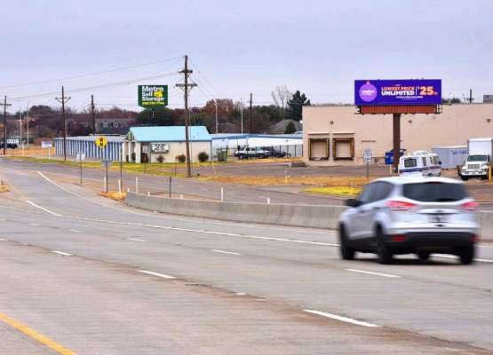 LOOP 289 S/S 956' W/O SLIDE RD Media