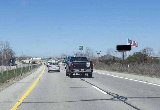 US-131 .1 mi S/O 76th St E/S F/S Media