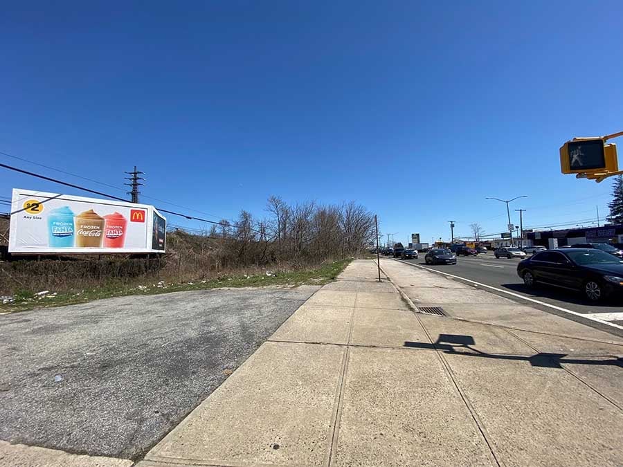 Sunrise Hwy & Hook Creek Boulevard F/W Media