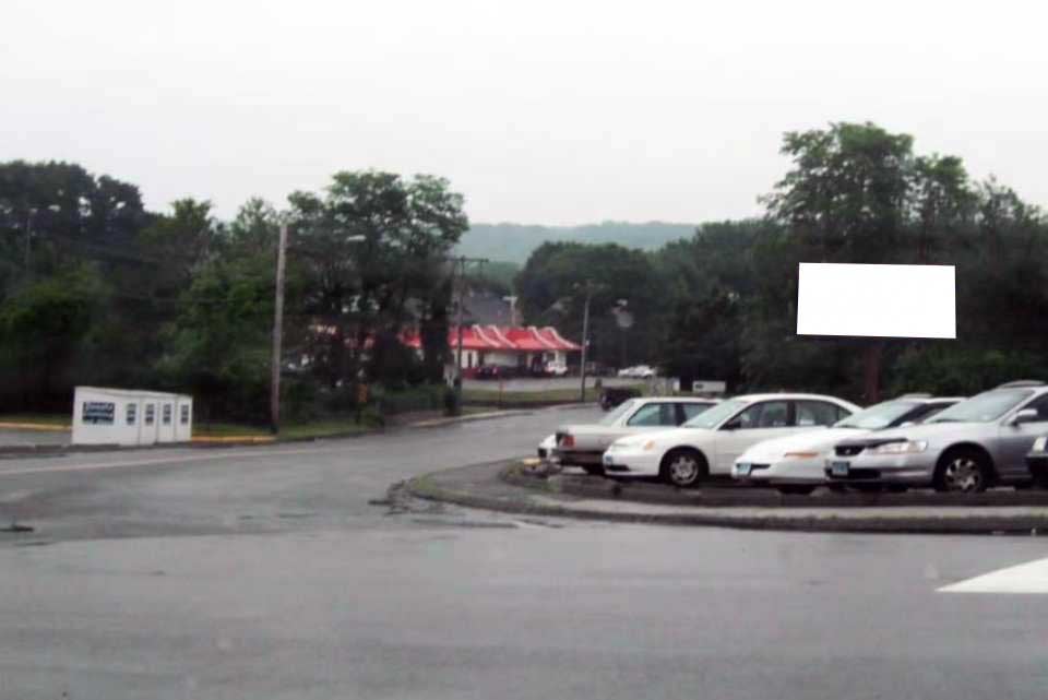 Location photo for Monroe St near Botanica San Miguel (Torrington)