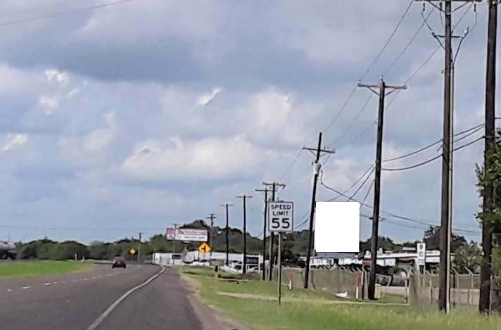 2700 E Hwy 31; 1 Mi E/O I45,Corsicana, 75110 Media