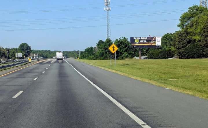 I-40 Bus/NC 150 775 ft W/O Old Greensboro/Linville Rd (Exit 10) NS F/E - 1 Media