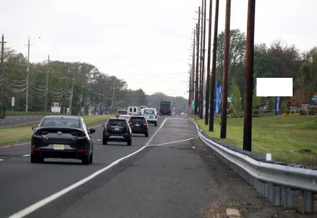 N/S Rt 33 .30mi E/O Iron Ore Rd, Manalapan Twp F/E Media