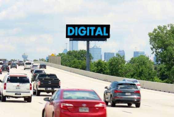 Location photo for S R L Thornton Fwy near Expresstec, Cedar Crest (Dallas)