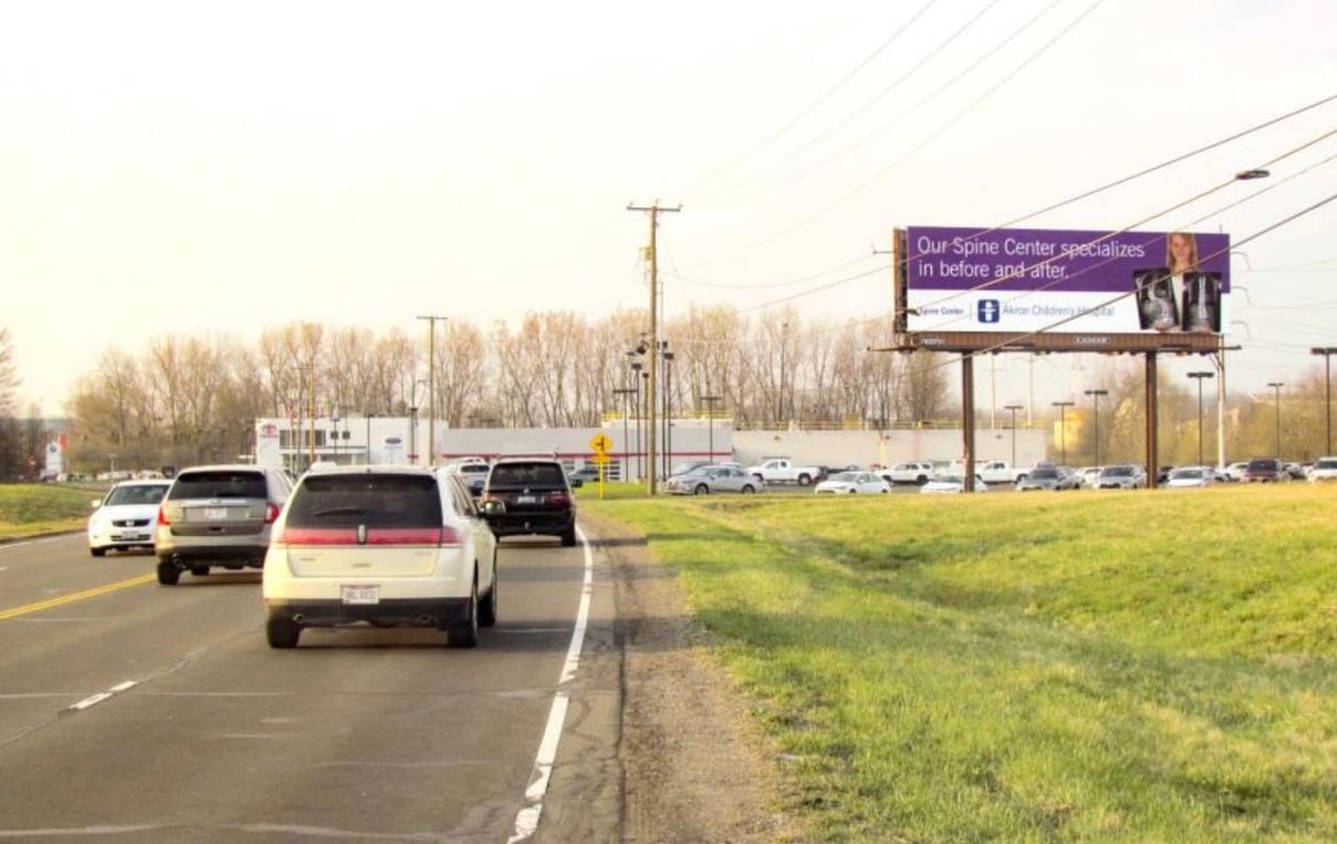 Location photo for Whipple Ave NW (North Canton)