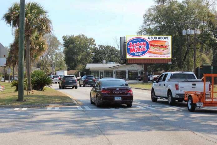 S/S VICTORY DR 272' W/O MECHANIC AVE F/W Media