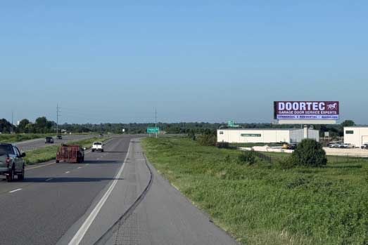 I 240/Airport Rd, W/S, 0.30 mi S/O SW 44th St, N/F Media