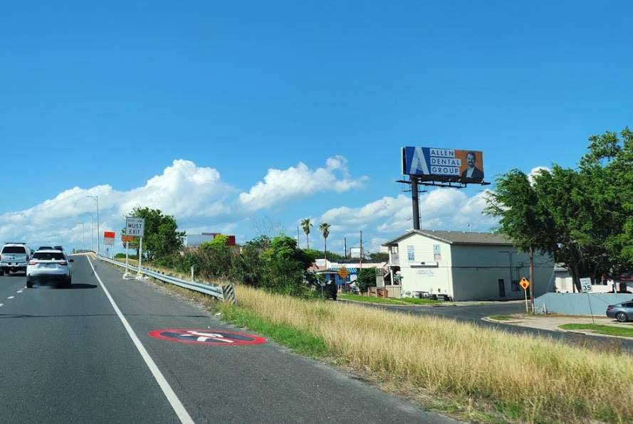 1701 Agnes St @ Crosstown Expy Media