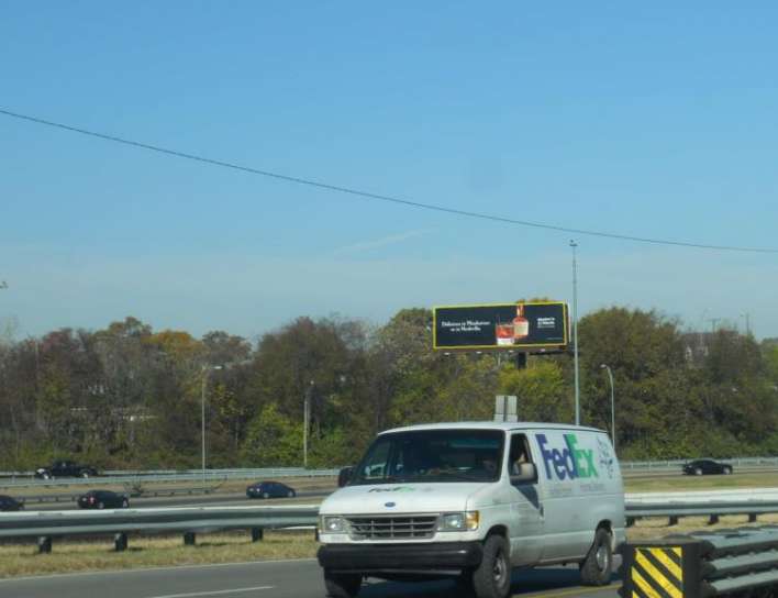 ELLINGTON PKWY W/S 175' S/O SPRING ST F/S Media