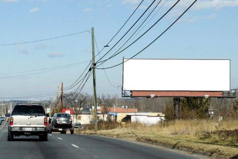Location photo for Centreville Rd near Maplewood Center (Manassas)