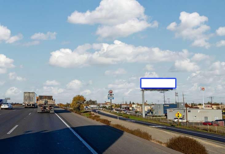 Es I-5 590.00 ft S/O Lathrop Rd., Lathrop F/S Media