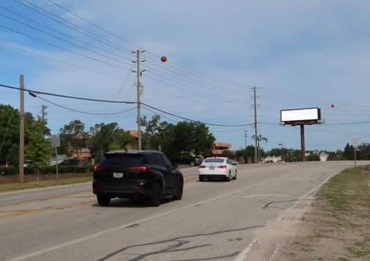 Location photo for Lakeshore Blvd near Regional Medical Center Bayonet Point Wound Care Center (Hudson)