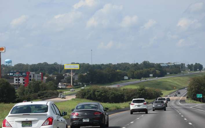 I 65 W/S, 1000 ft N/O MM 181 Media