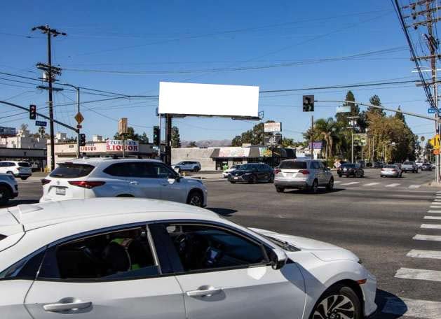 Balboa Blvd 100 ft N/O Roscoe Blvd (W/L) F/SE Media