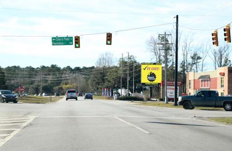 SR 170 450 ft E/O Cherry Point Rd NS Media