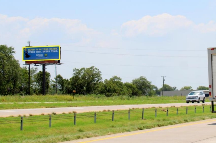 Location photo for I-35 @ MP 401 - Valley View