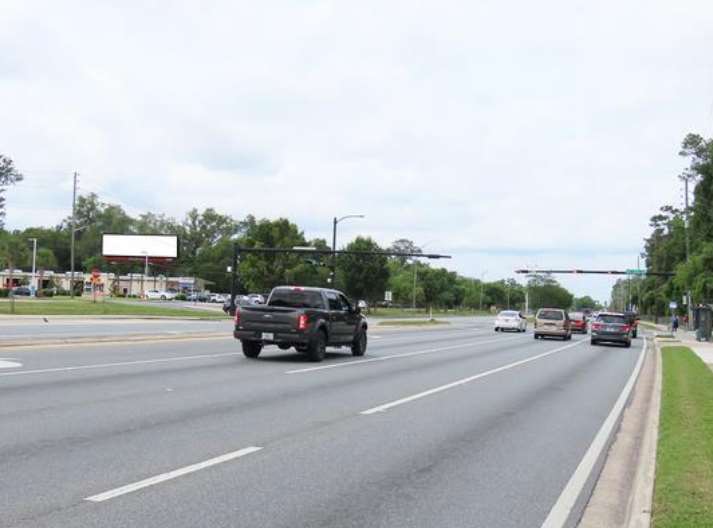 Location photo for SW Archer Rd near University Commons (Gainesville)