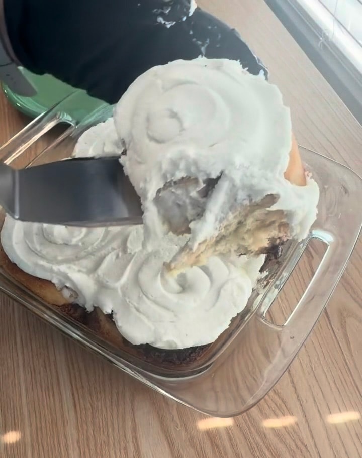 Classic w/ Cream Cheese Inspired Icing