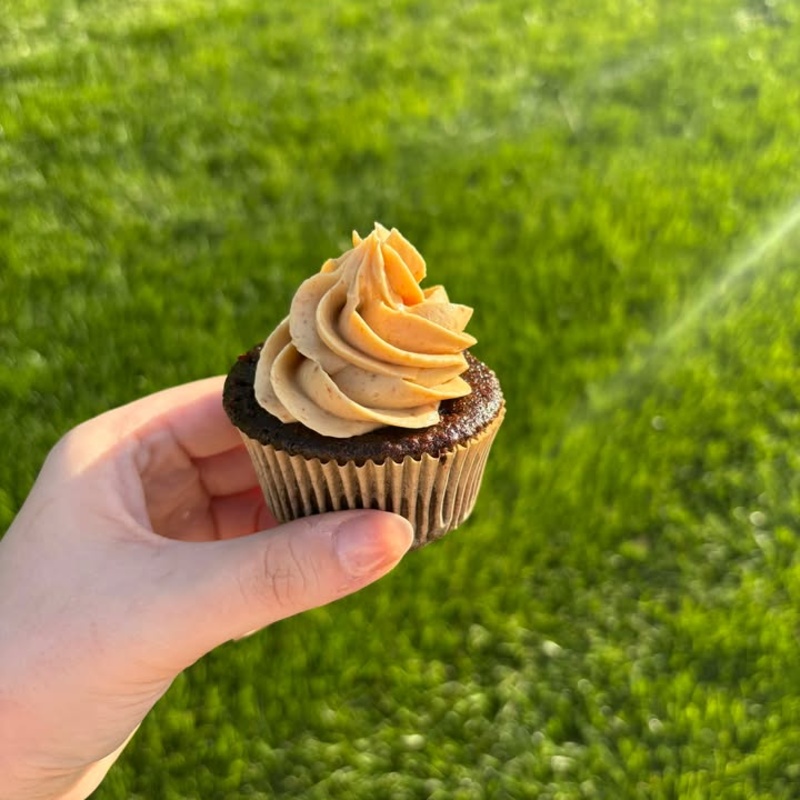 Photo of Half Dozen (6) Cupcakes
