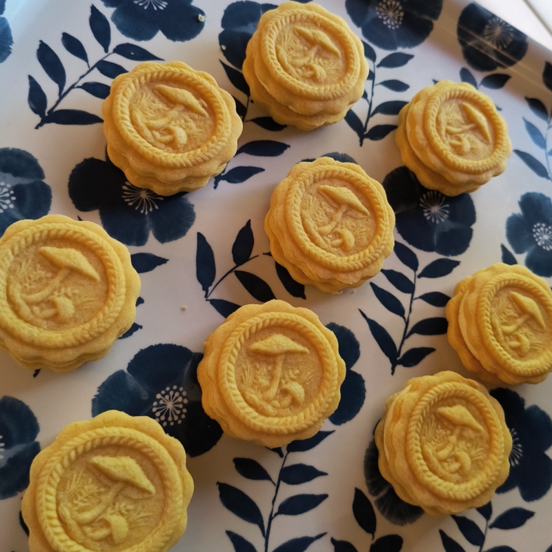 Photo of English Custard Creams