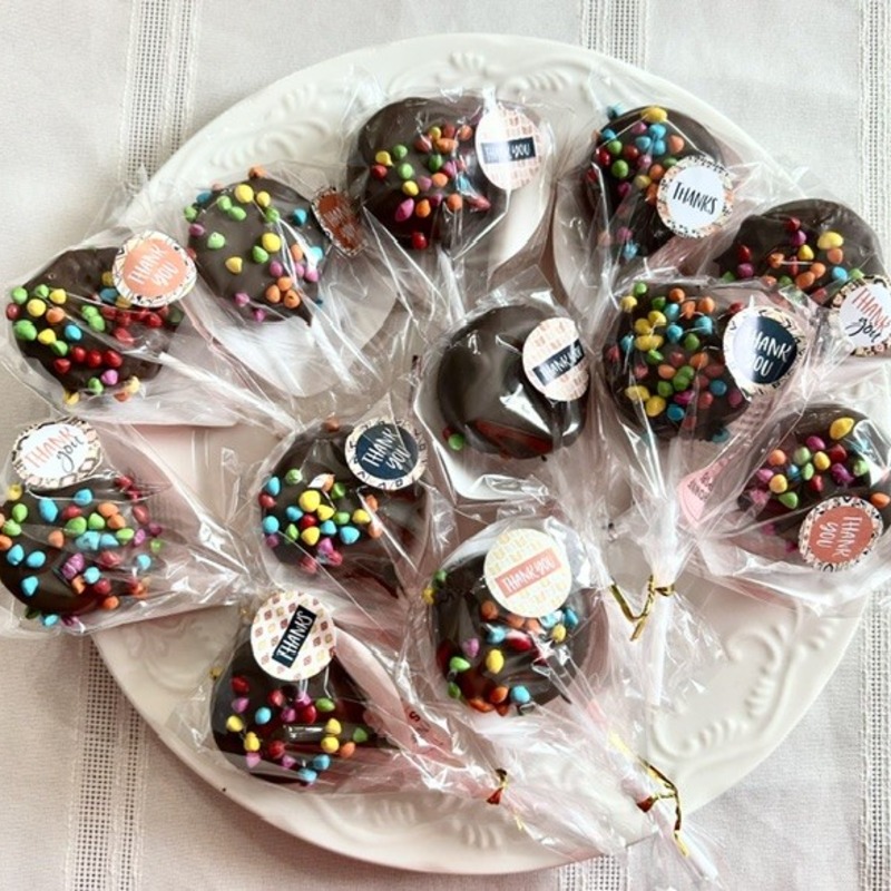 Hand Dipped Cake Pops
