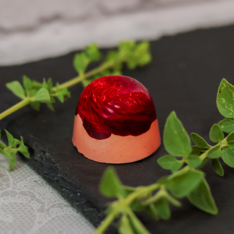 Photo of Strawberry Cheesecake Bonbon