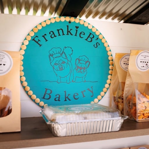 FrankieB's Bakery Stand logo