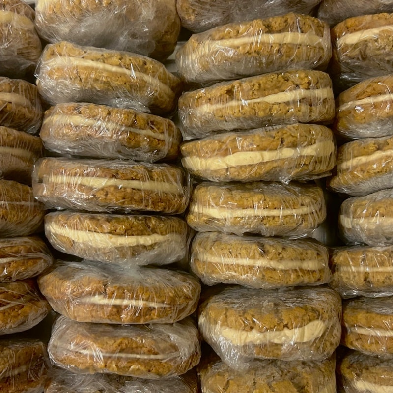 Photo of Oatmeal Cream Pie