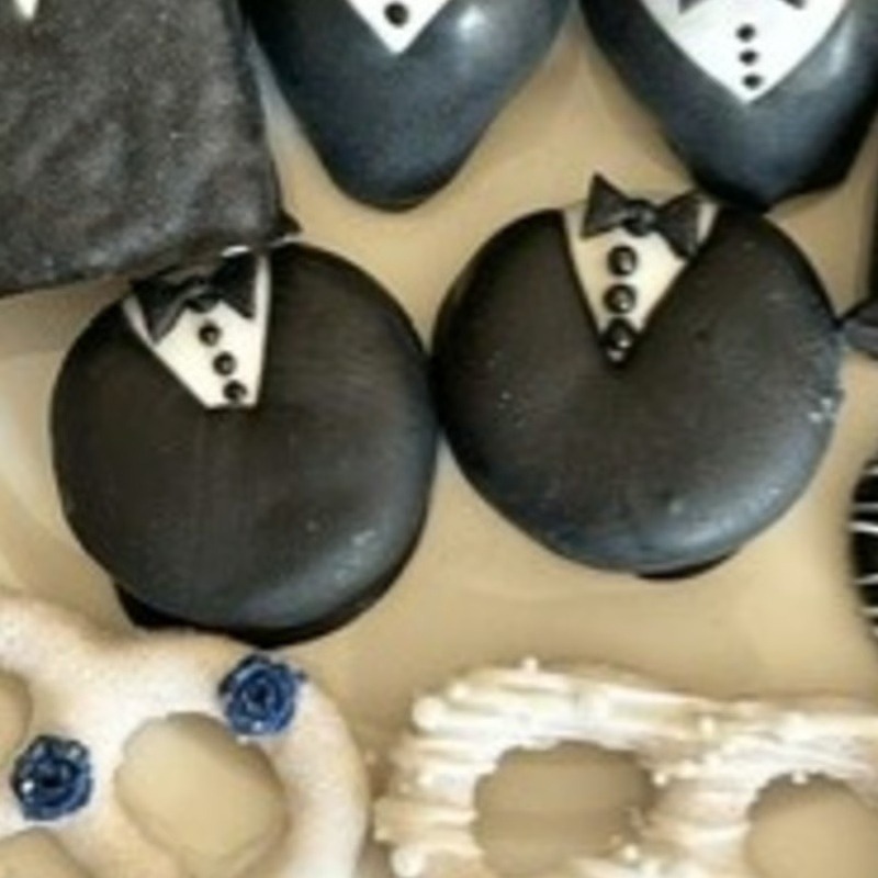 Photo of Custom Dipped OREO Cookies