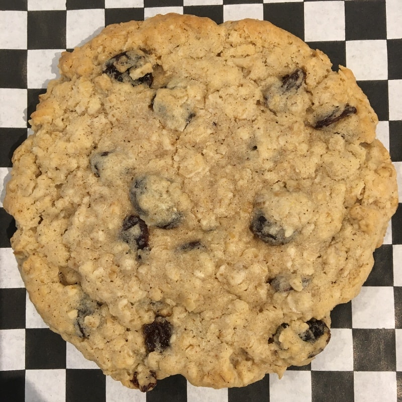 Oatmeal Chocolate Chip Cookies (dozen)