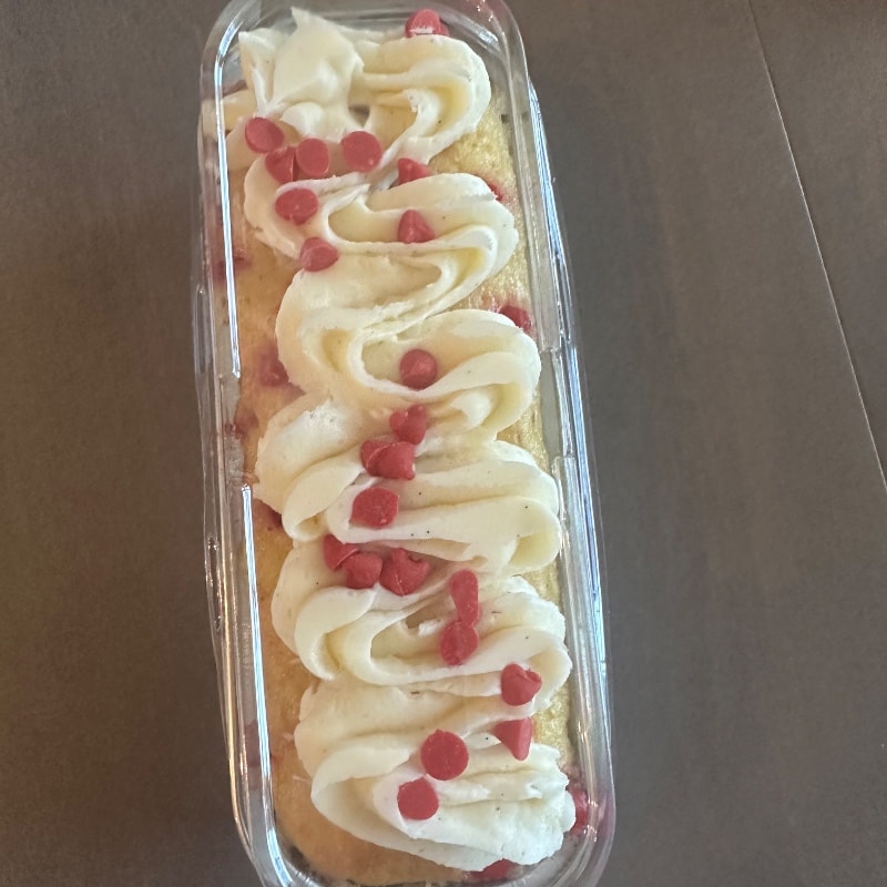 Cherry chip cake