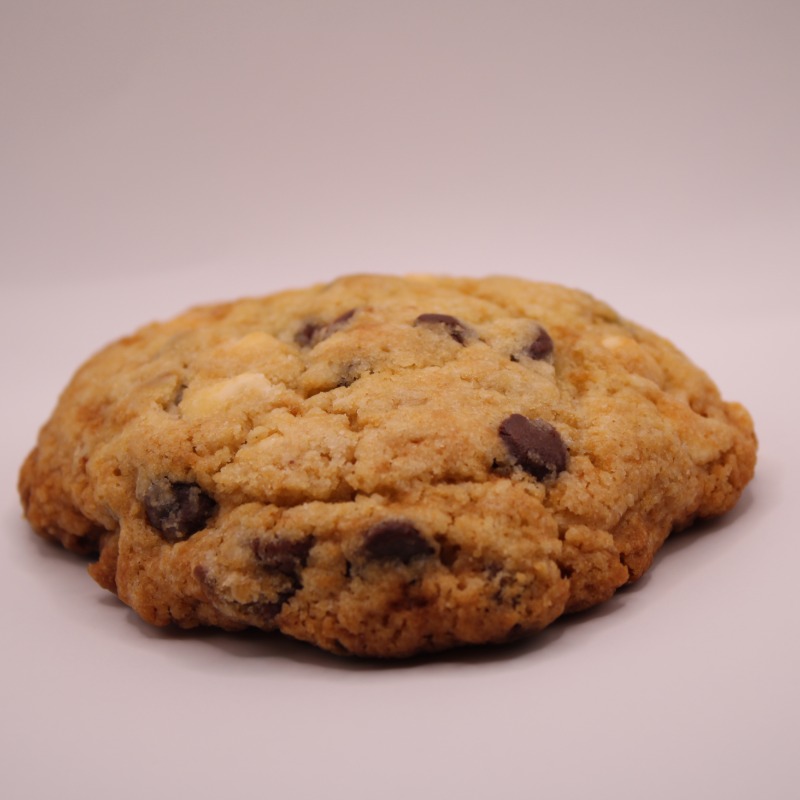 single chocolate chip cookies