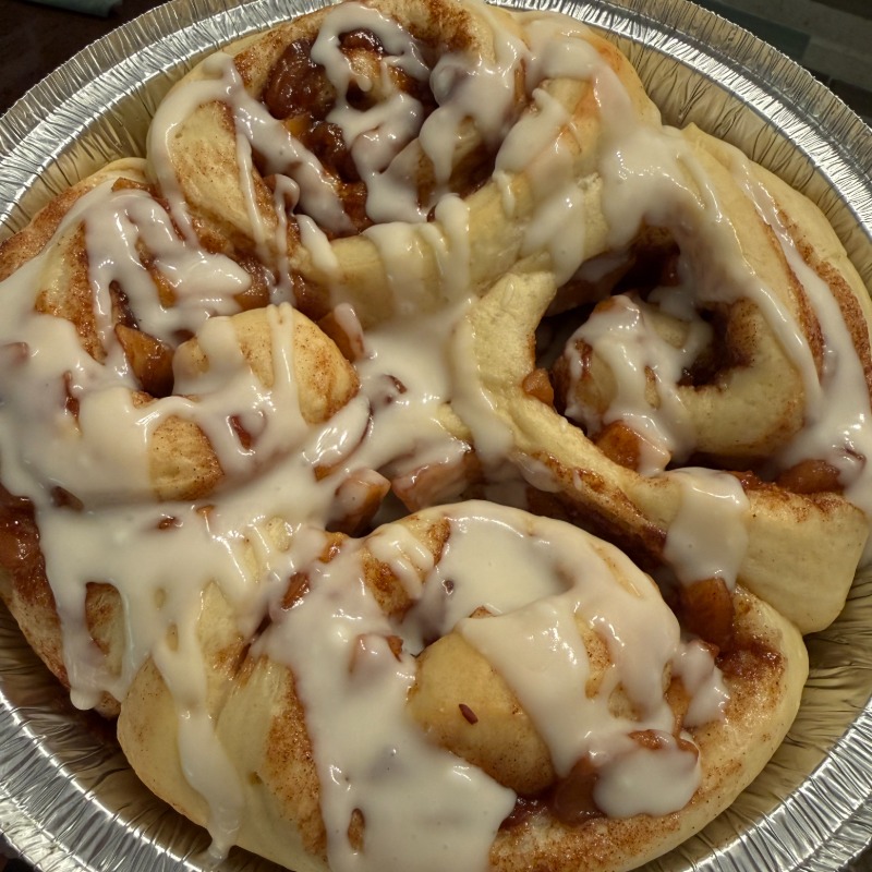 Sourdough Apple Cinnamon Rolls