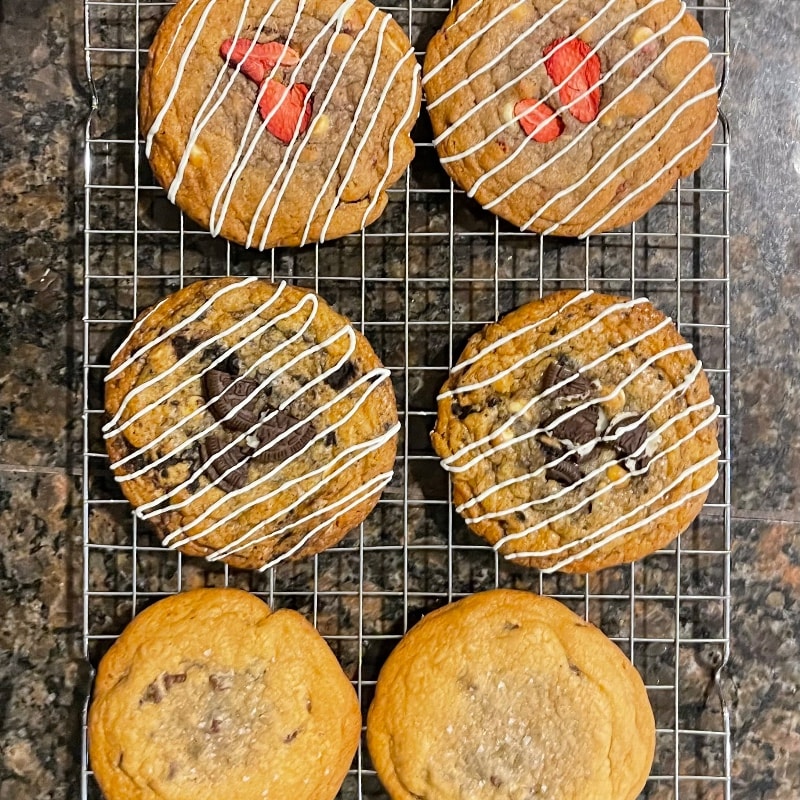 Classic & Cream Cookie Box