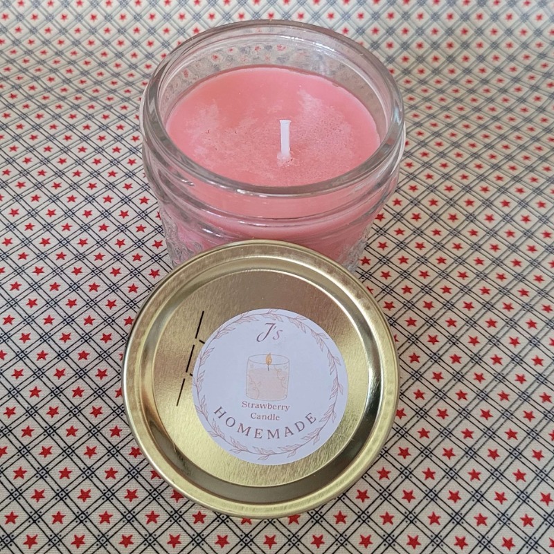 Strawberry Candle