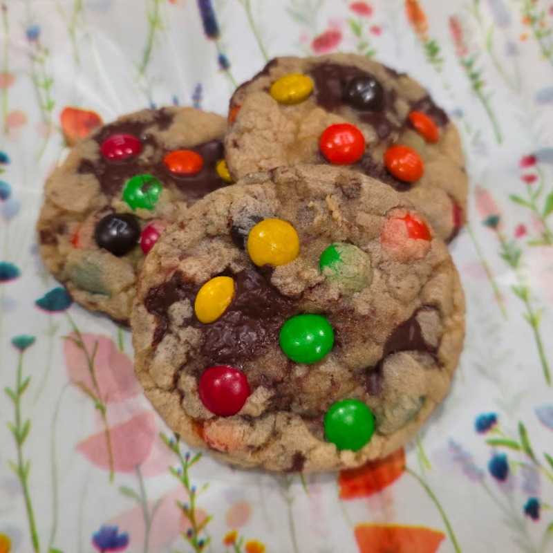 M&M Chocolate Cookies