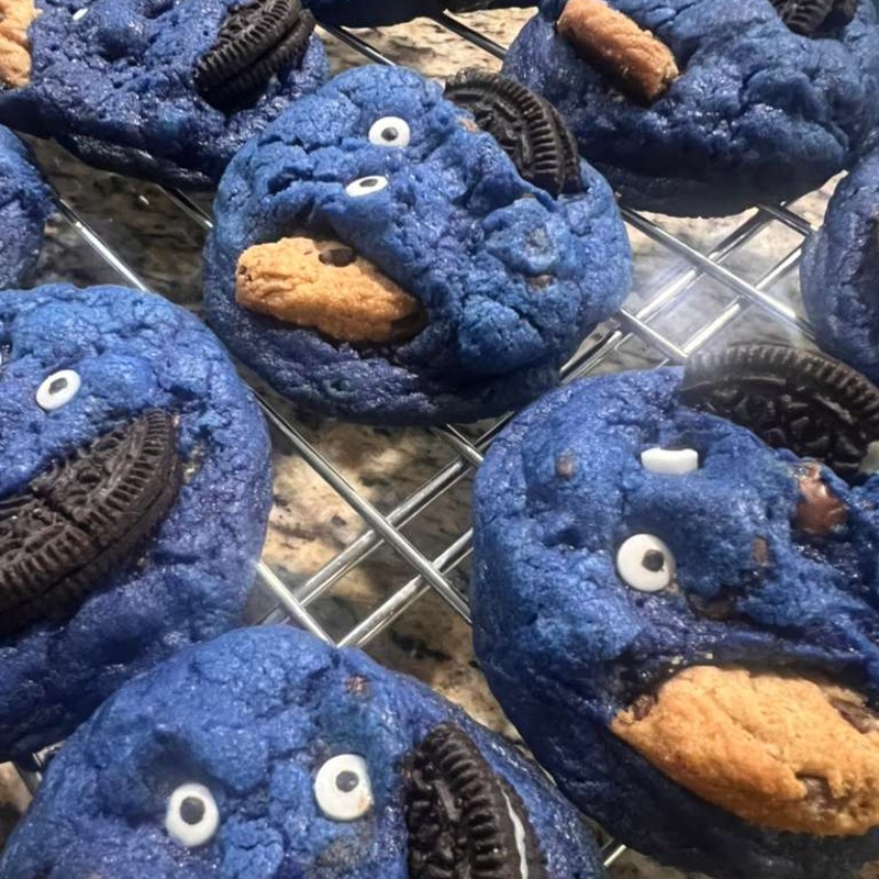 Photo of 2oz Mini Cookie Monster Cookie
