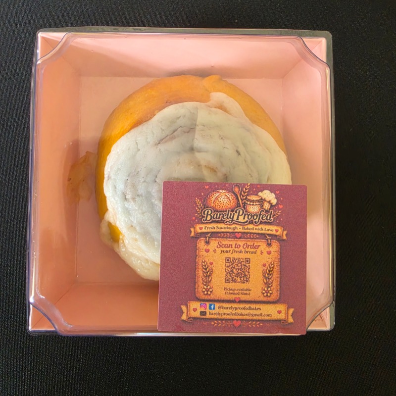 Sourdough Pumpkin Cinnamon Roll 