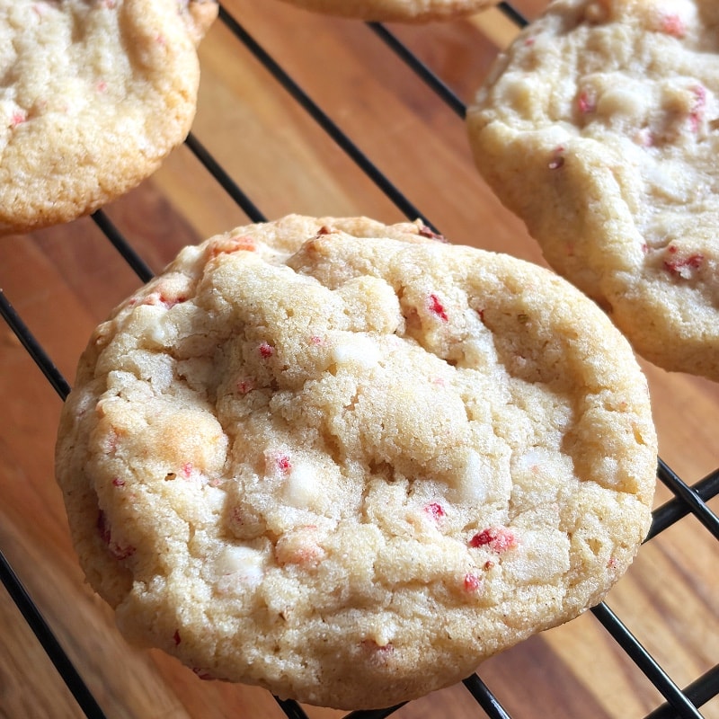 Strawberry Blanc Cookie