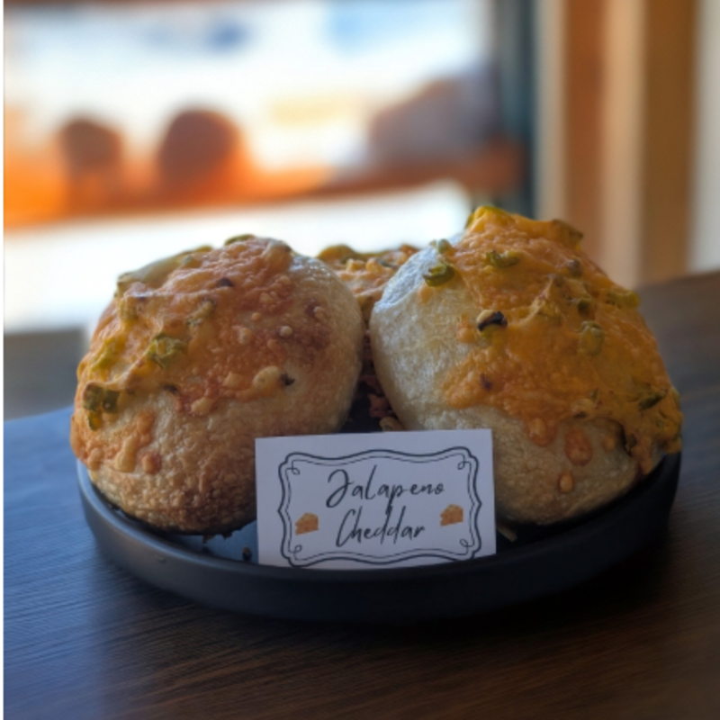 Photo of Jalapeno Cheddar Sourdough Bagels
