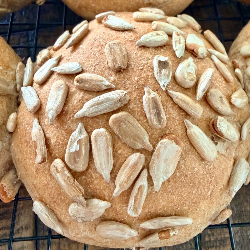 6-Pack Sunflower Seed Rolls with Spelt Flour