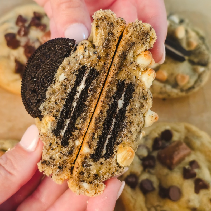 Oreo Stuffed Cookie