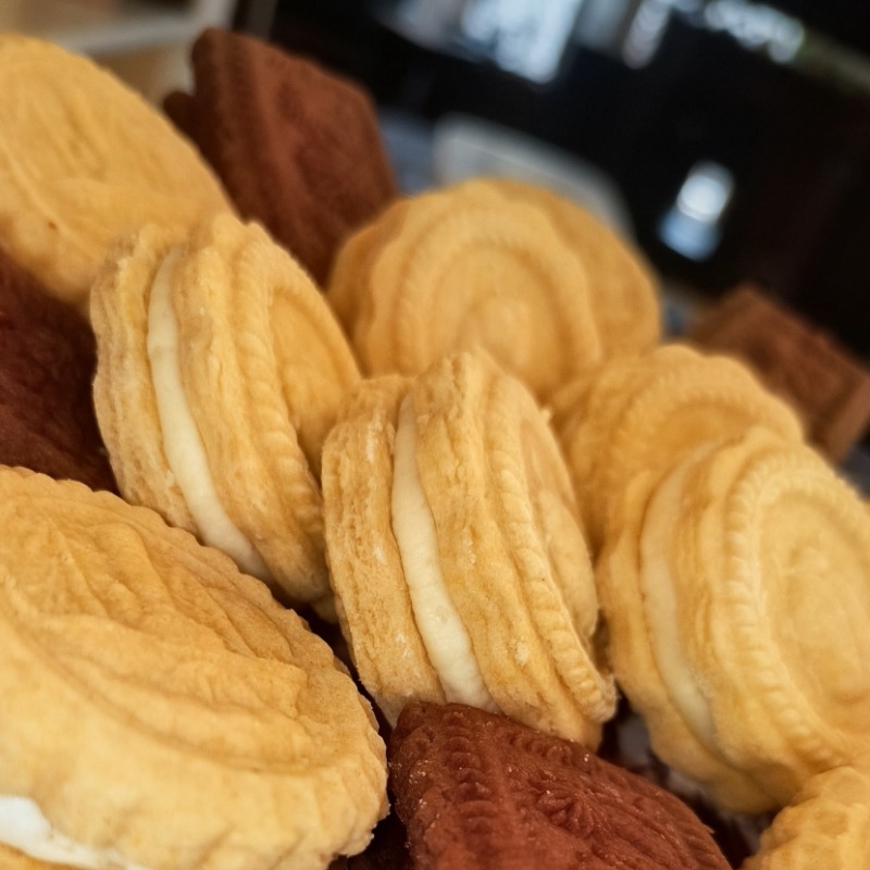 Custard Creams, Lemon Curd
