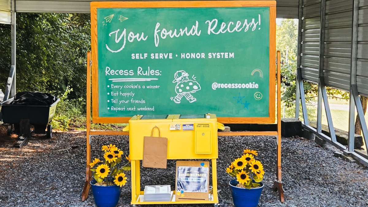 Recess cookie company roadside cookie stand