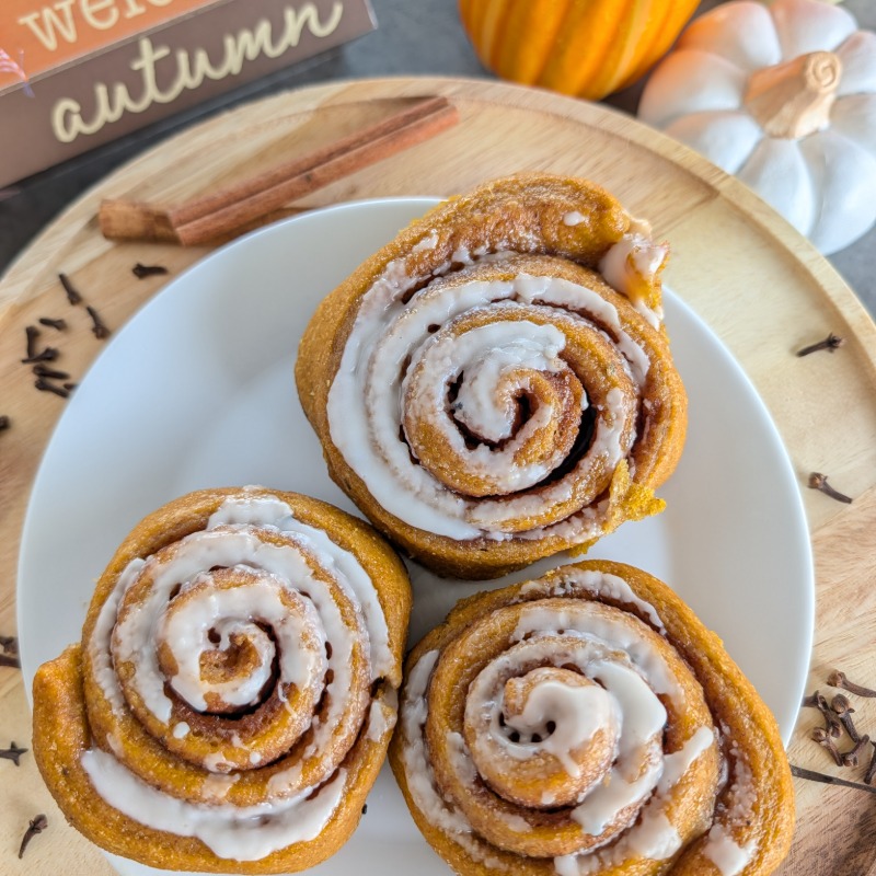 Pumpkin Cinnamon Rolls